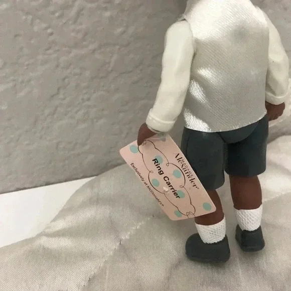 Madame Alexander Flower Girl and Ring Carrier - Picture 7 of 7